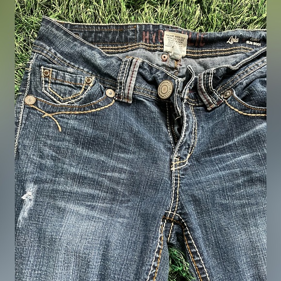 Low rise jeans - Picture 2 of 3